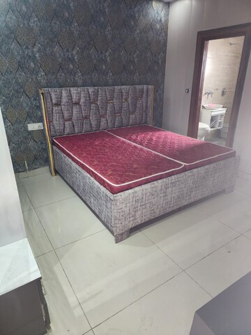 Bedroom in 3 BHK Apartment at Pir Machalla – for Rent
