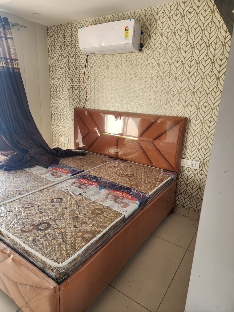 Bedroom, pir machalla 3 Bedroom 1200 Sq.Ft. Apartment In Pir Machalla Zirakpur 9668658