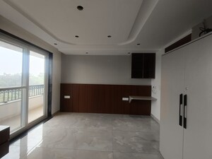 Building Lobby in 3 BHK Builder Floor at Janakpuri – for Rent