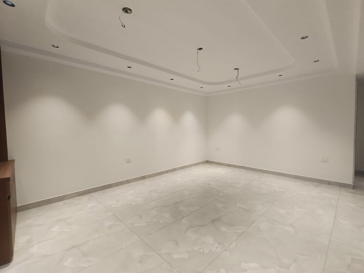 Room, janakpuri 3 Bedroom 1800 Sq.Ft. Builder Floor In Janakpuri Delhi 9668728