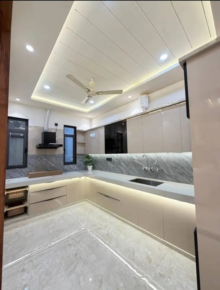 Kitchen, saket 3 Bedroom 1500 Sq.Ft. Apartment In Saket Delhi 9668727