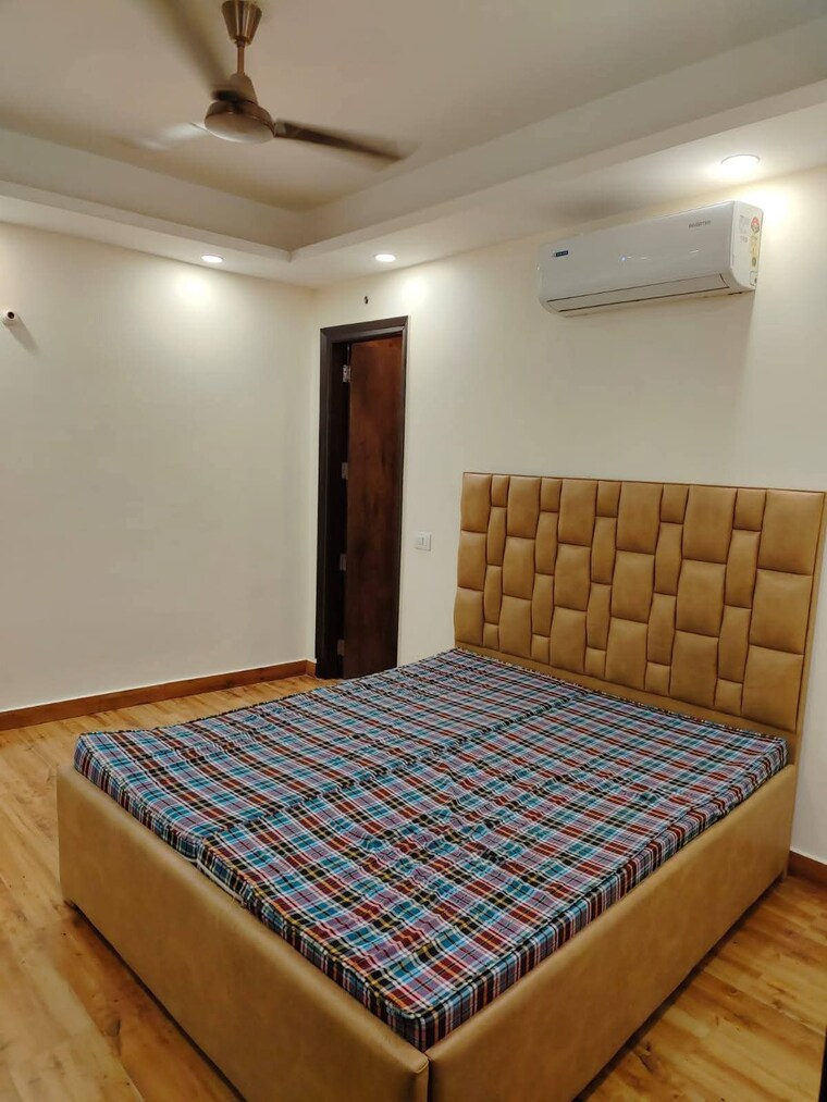 Bedroom, saket 1 RK 300 Sq.Ft. Apartment In Saket Delhi 9668720