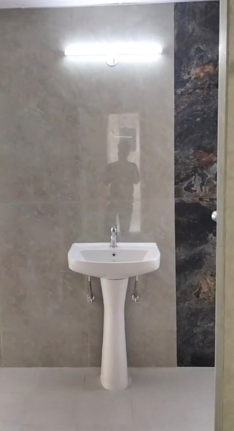 Bathroom, victoryone-amara 2 Bedroom 1210 Sq.Ft. Apartment In Sector 16 Greater Noida Greater Noida 9668707