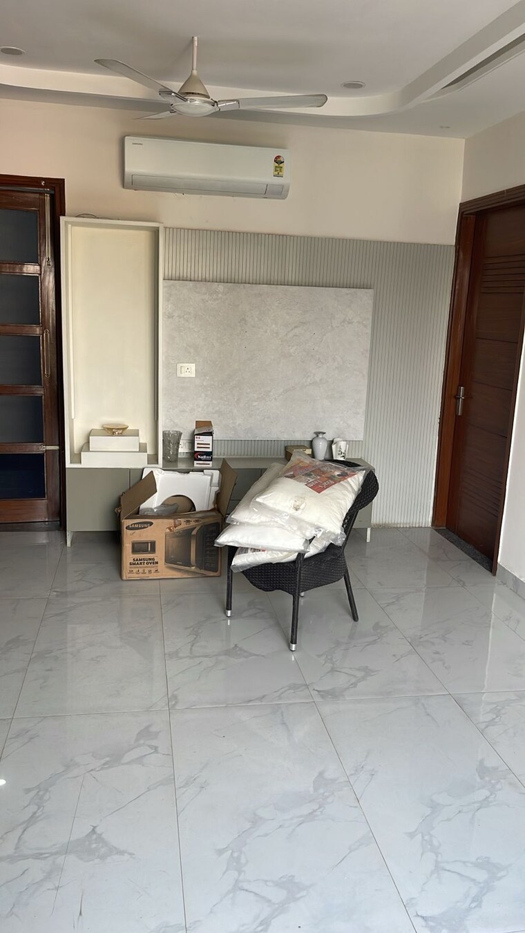 Living Room, panchkula urban estate 3 Bedroom 1800 Sq.Ft. Builder Floor In Panchkula Urban Estate Panchkula 9668731