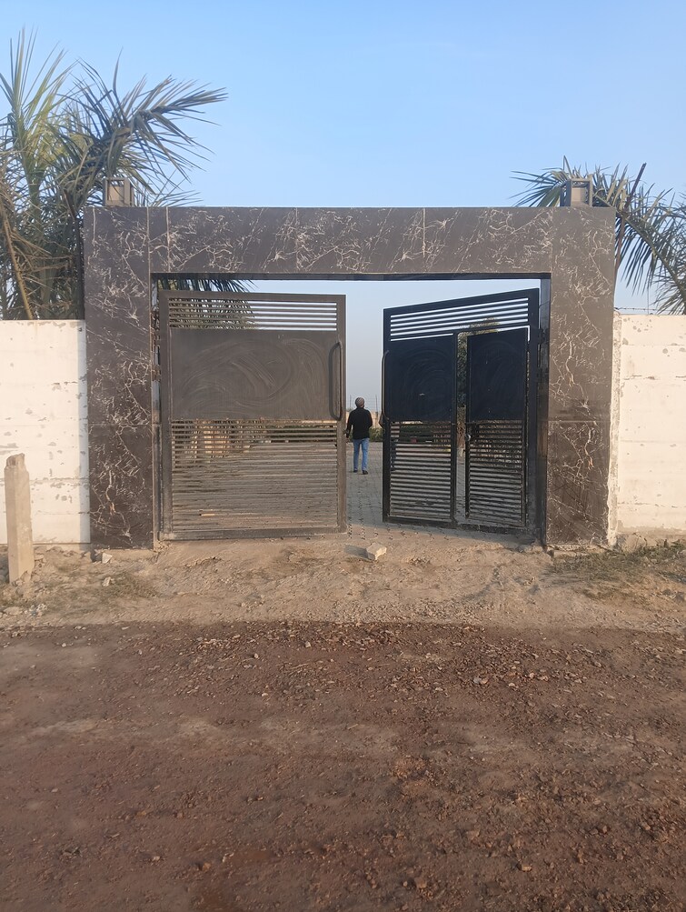 Cover Image, dadasiya  500 Sq.Yd. Plot In Dadasiya Faridabad 9668742