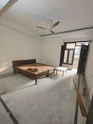 Bedroom in 3 BHK Apartment at Chattarpur – for Rent