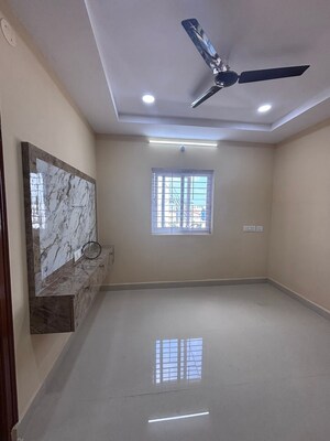 Room in 1 BHK Apartment at Sree Nilayam Kondapur, Kondapur – for Rent