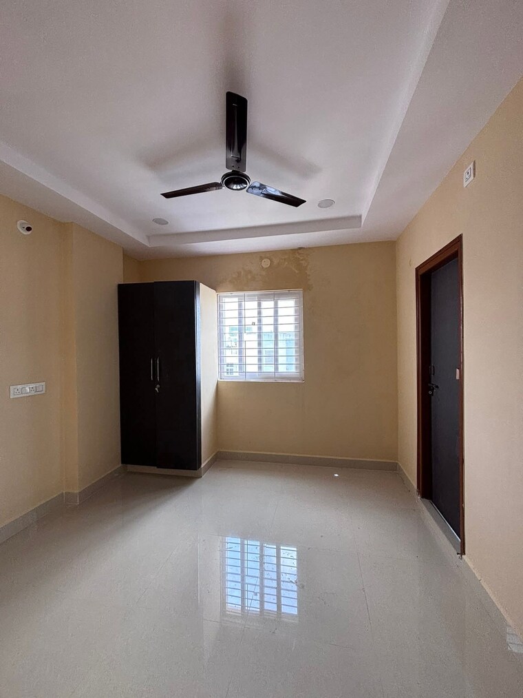Room, sree-nilayam-kondapur 1 Bedroom 750 Sq.Ft. Apartment In Kondapur Hyderabad 9668741