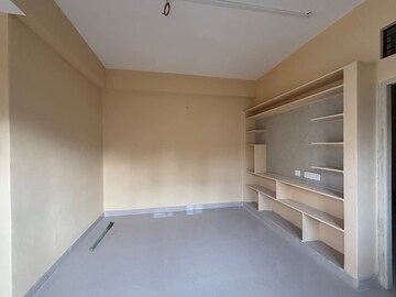 Room in 1 BHK Apartment at solitaire ragavendra, Kondapur – for Rent