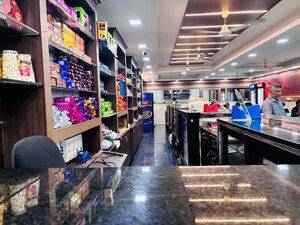  Shop For Rent in Malumichampatti