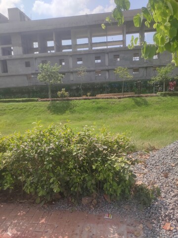  Plot For Sale in Sector 75