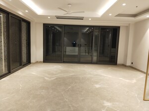 5 BHK Penthouse For Rent in Safdarjung Enclave