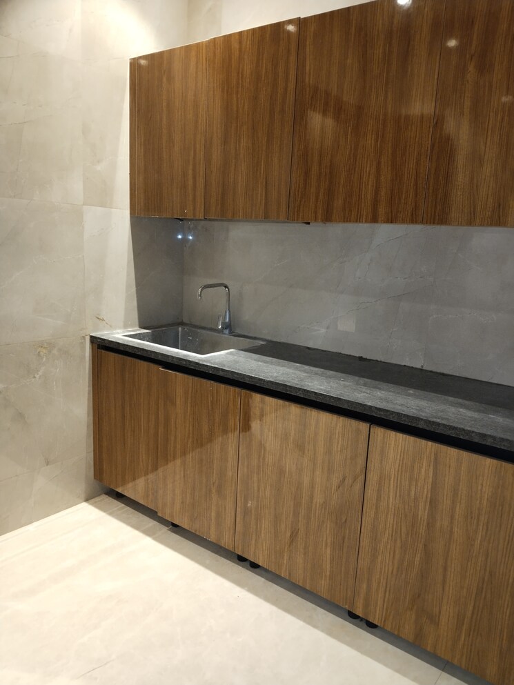 Kitchen, safdarjung enclave 5 Bedroom 5000 Sq.Ft. Penthouse In Safdarjung Enclave Delhi 9668759