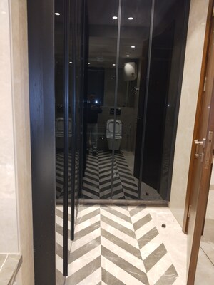 Building Lobby in 5 BHK Penthouse at Safdarjung Enclave – for Rent