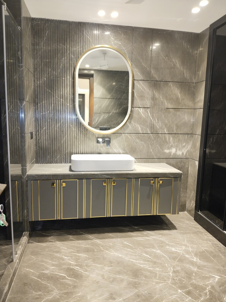 Bathroom, safdarjung enclave 5 Bedroom 5000 Sq.Ft. Penthouse In Safdarjung Enclave Delhi 9668759