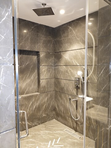 Bathroom in 5 BHK Penthouse at Safdarjung Enclave – for Rent