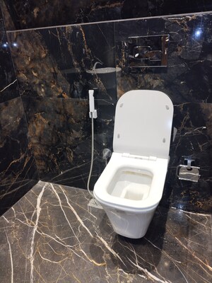 Bathroom in 5 BHK Penthouse at Safdarjung Enclave – for Rent