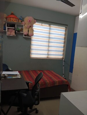 Furnished Amenities in 2 BHK Apartment at Puri Pratham, Sector 84 – for Sale