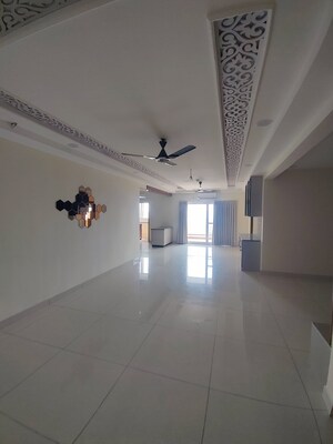 Room in 3 BHK Apartment at My Home Krishe, Financial District – for Rent