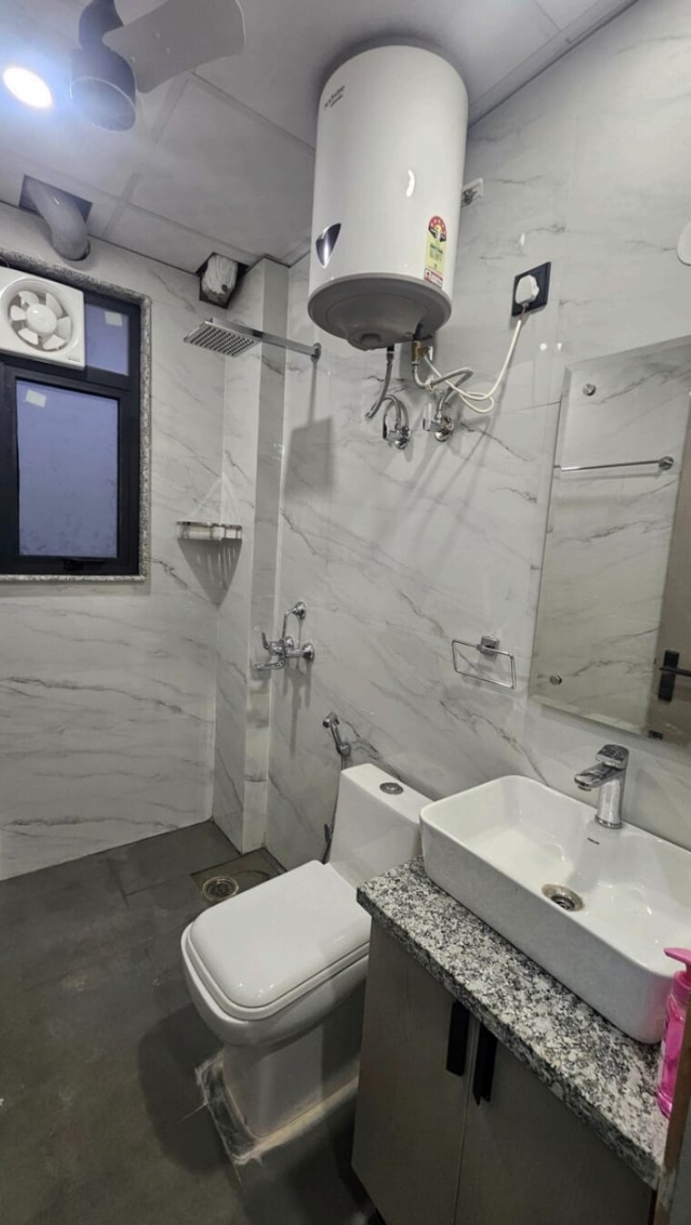 Bathroom, sector 46 1 Bedroom 750 Sq.Ft. Builder Floor In Sector 46 Gurgaon 9668811