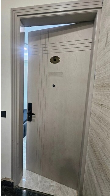 Building Lobby in 1 BHK Builder Floor at Sector 46 – for Rent