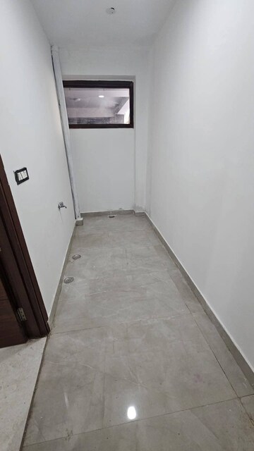 Room in 2 BHK Apartment at Freedom Fighters Enclave – for Rent