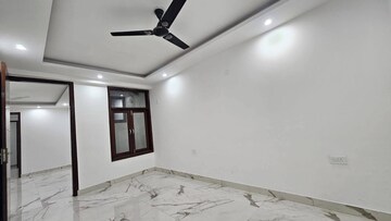 Room in 2 BHK Apartment at Freedom Fighters Enclave – for Rent