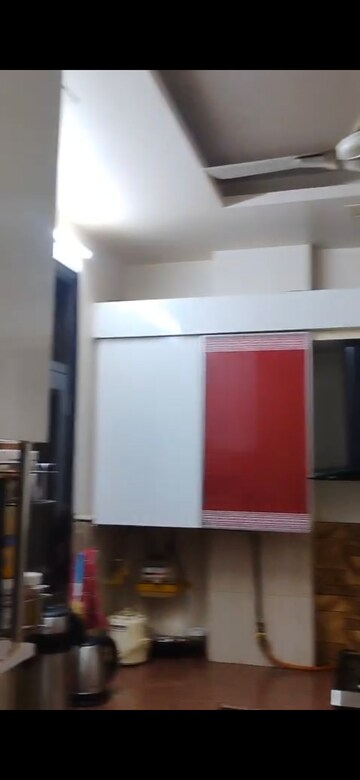 Room in 3.5 BHK Builder Floor at Puri PP City Centre, Pitampura – for Sale