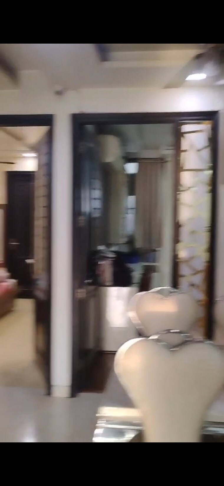 Bathroom, puri-pp-city-centre 3.5 Bedroom 150 Sq.Yd. Builder Floor In Pitampura Delhi 9668845