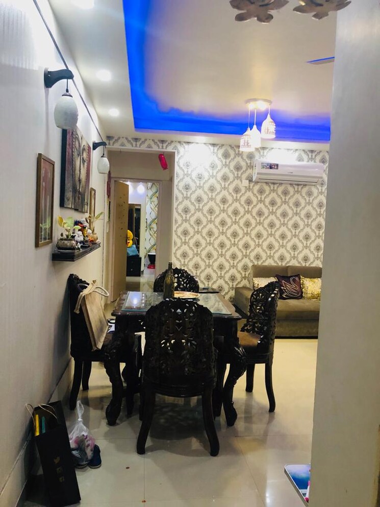 Dining area, puri-pratham 3 Bedroom 1400 Sq.Ft. Apartment In Sector 84 Faridabad 9668831