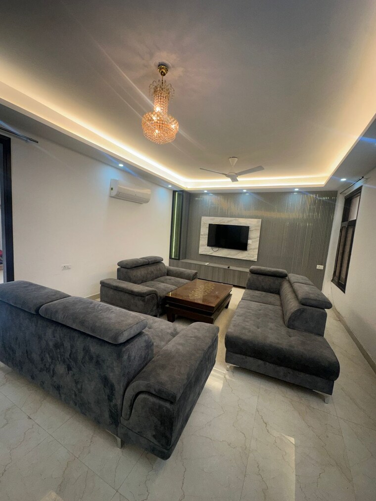 Living Room, freedom fighters enclave 3 Bedroom 1700 Sq.Ft. Builder Floor In Freedom Fighters Enclave Delhi 9668840