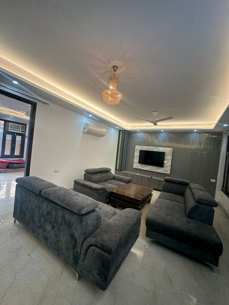 Living Room, freedom fighters enclave 3 Bedroom 1700 Sq.Ft. Builder Floor In Freedom Fighters Enclave Delhi 9668840