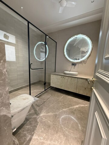 Bathroom in 3 BHK Builder Floor at S S Southend, Sector 49 – for Sale