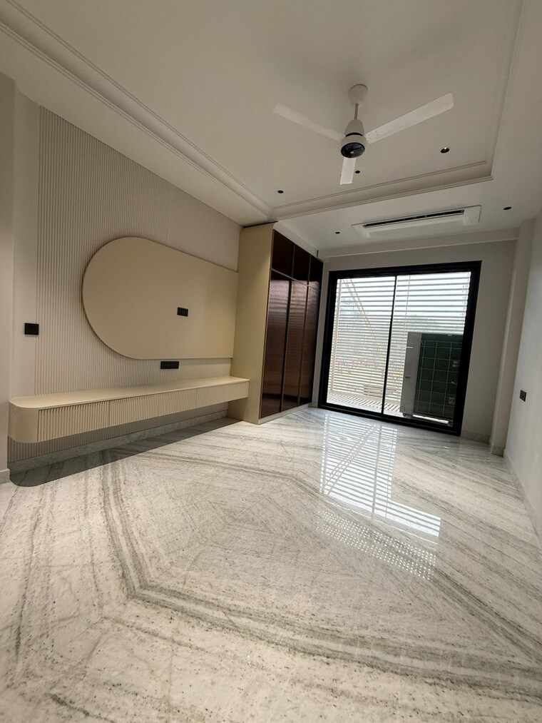 Room, s-s-southend 3 Bedroom 2200 Sq.Ft. Builder Floor In Sector 49 Gurgaon 9668836