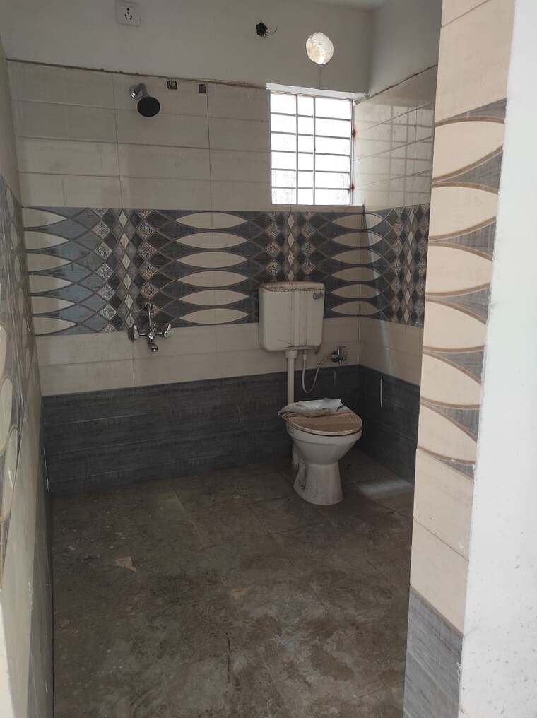 Bathroom, latma road 2 Bedroom 1220 Sq.Ft. Apartment In Latma Road Ranchi 9668853