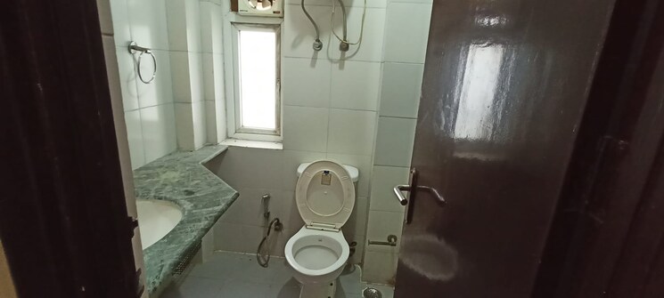 Bathroom, bptp-princess-park 2 Bedroom 1261 Sq.Ft. Apartment In Sector 86 Faridabad 9668844
