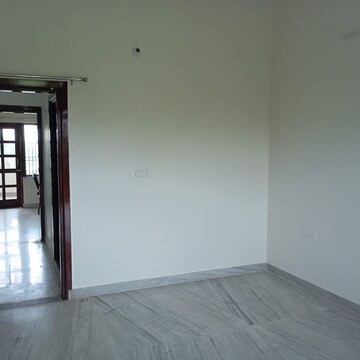 2 BHK Apartment For Sale in ERA Redwood Residency, Sector 78