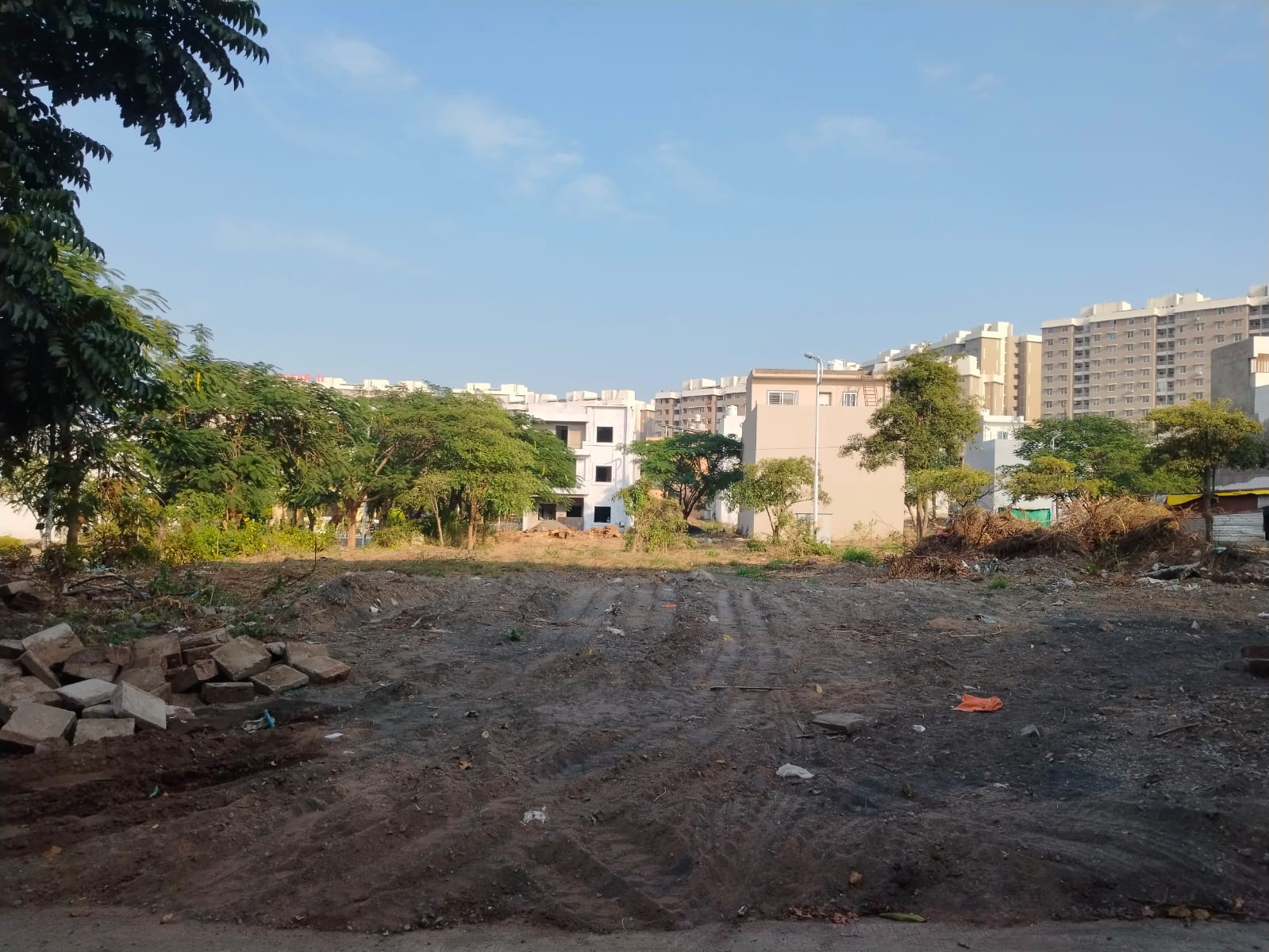 Plot For Sale in Omaxe CitY-1