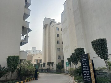 3.5 BHK Apartment – Exterior View View at Emaar Emerald Floors Premier, Sector 65 - for Sale