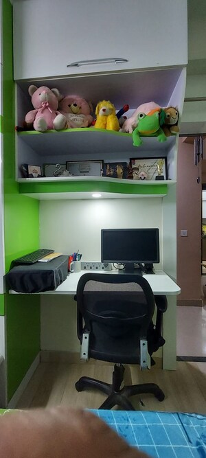 Team Area in 2 BHK Apartment at BPTP Princess Park, Sector 86 – for Sale