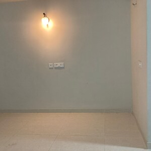 Room in 3 BHK Apartment at Eldeco Live By The Greens, Sector 150 – for Sale