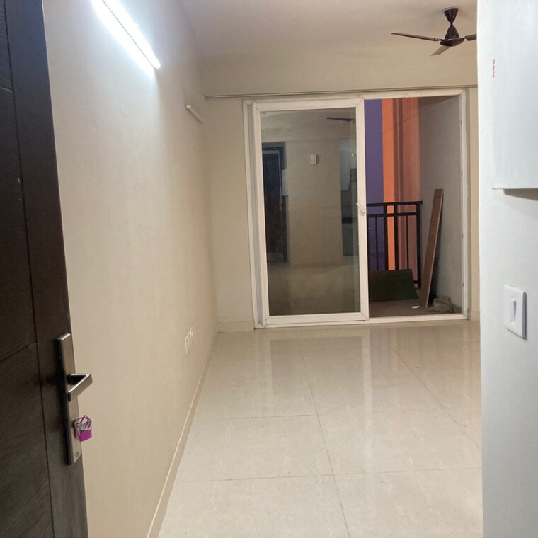 Room, eldeco-live-by-the-greens 3 Bedroom 1404 Sq.Ft. Apartment In Sector 150 Noida 9668889