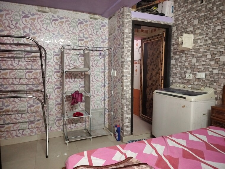 Living Room, sarita vihar 1 Bedroom 450 Sq.Ft. Apartment In Sarita Vihar Delhi 9668879