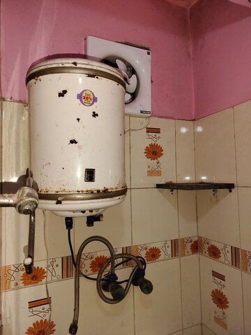 Attached Bathroom in 1 BHK Apartment at Sarita Vihar – for Rent