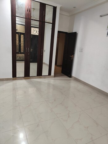 IRIS Apartment