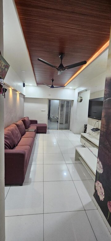 Living Room in 3 BHK Apartment at Bhayli – for Rent