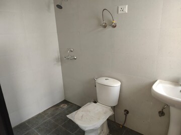 Bathroom in 6 BHK Apartment at Samridhi Luxuriya Avenue, Sector 150 – for Rent