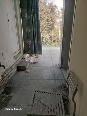 Balcony in 1 RK Apartment at Adchini – for Rent