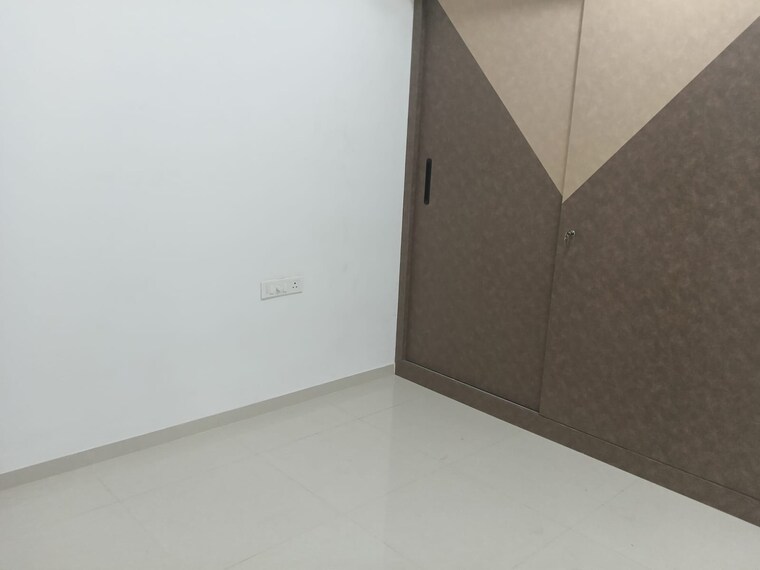 Room, kalpataru-immensa-b 3.5 Bedroom 1350 Sq.Ft. Apartment In Kolshet Road Thane 9669283