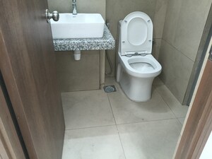 Bathroom in 3.5 BHK Apartment at Kalpataru Immensa B, Kolshet Road – for Rent